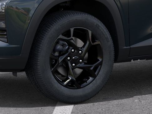 New 2026 Chevrolet Trax LT w/ Driver Confidence Package FWD image 33