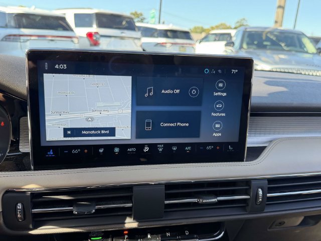 Used 2023 Lincoln Corsair AWD w/ Equipment Group 101A image 24