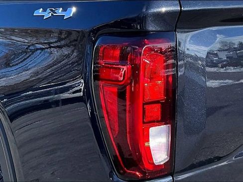 Used 2023 GMC Sierra 1500 Elevation image 30