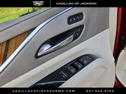 Certified 2022 Cadillac Escalade Premium Luxury Platinum AWD/4WD image 16