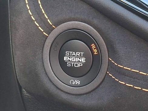 Used 2023 Dodge Durango R/T w/ Hemi Orange Plus Package image 26