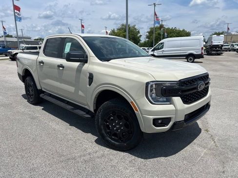 New 2025 Ford Ranger XLT w/ FX4 Off-Road Package image 2