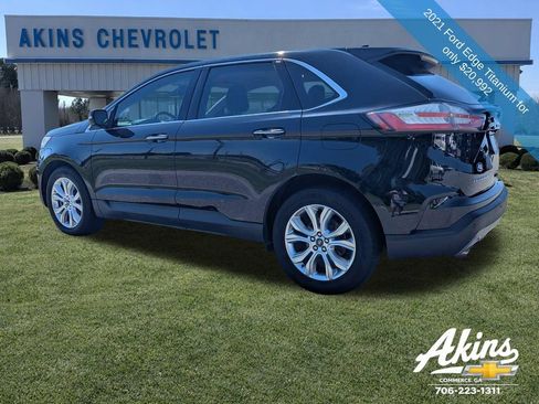 Used 2021 Ford Edge Titanium w/ Cargo Accessory Package FWD image 7