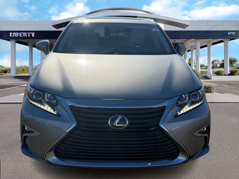 Used 2018 Lexus ES 350 w/ Navigation System Package image 8