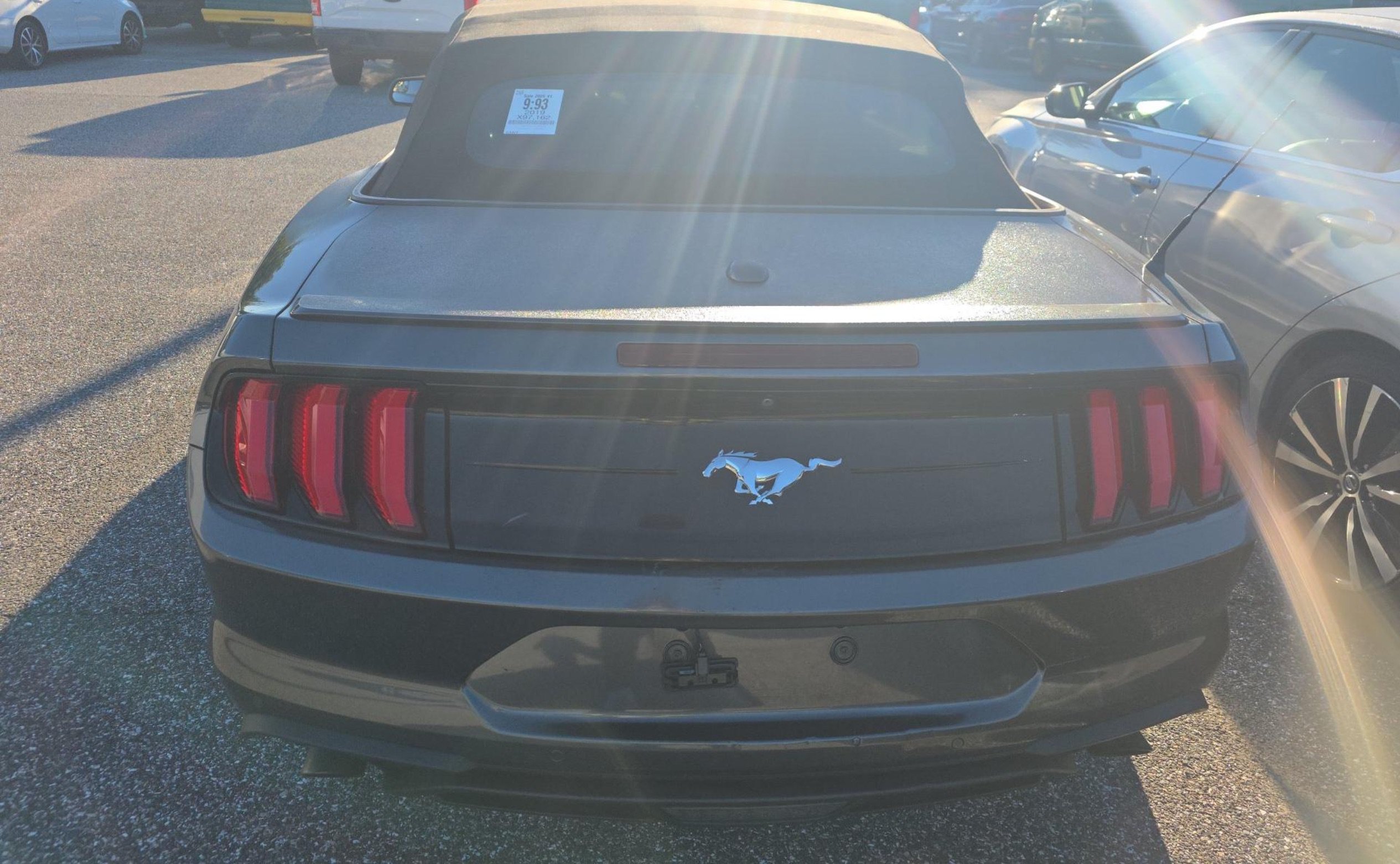 Used 2019 Ford Mustang Premium RWD image 4