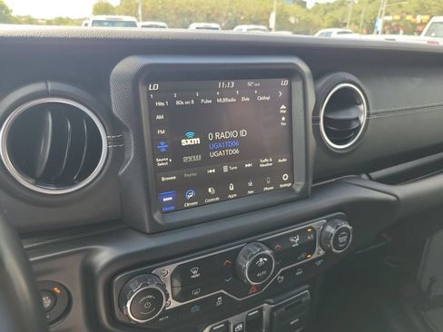 Used 2021 Jeep Wrangler Unlimited Sahara w/ Safety Group AWD/4WD image 13
