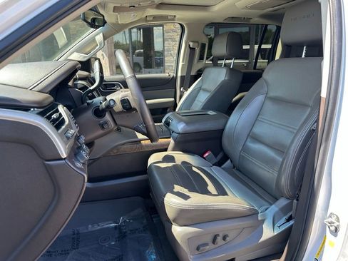 Used 2018 GMC Yukon XL Denali w/ Denali Ultimate Package AWD/4WD image 12