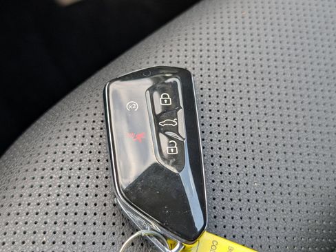 Used 2024 Volkswagen Atlas SE FWD image 34