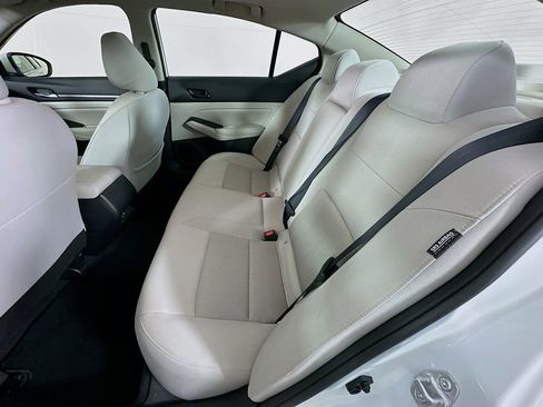 Certified 2024 Nissan Altima 2.5 SV w/ SV Premium Package AWD/4WD image 32