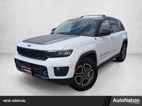 Certified 2023 Jeep Grand Cherokee Trailhawk image 1