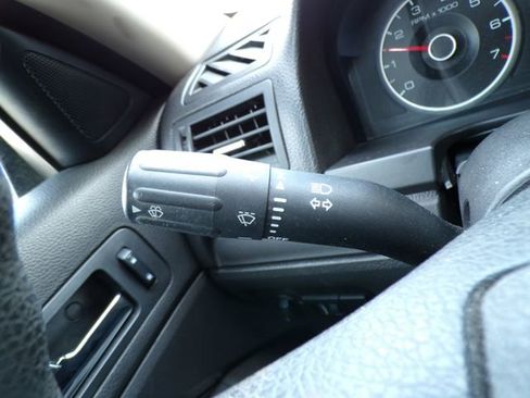 Used 2006 Ford Fusion SE image 16