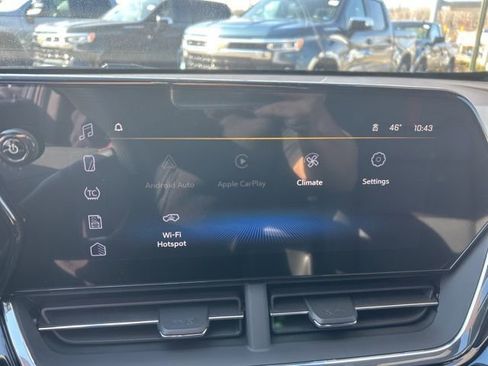 New 2026 Chevrolet Trax RS w/ Sunroof Package FWD image 24