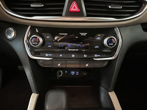 Used 2020 Hyundai Santa Fe SEL w/ Convenience Package AWD/4WD image 22