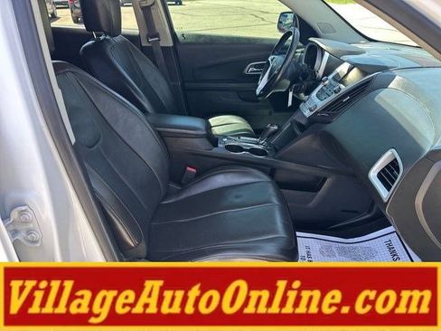 Used 2017 Chevrolet Equinox LT w/ Sport Edition AWD/4WD image 33