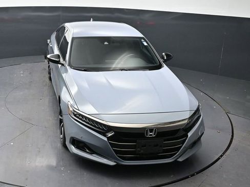 Used 2022 Honda Accord Sport image 25