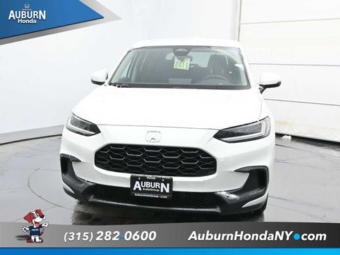 New 2026 Honda HR-V LX image 3