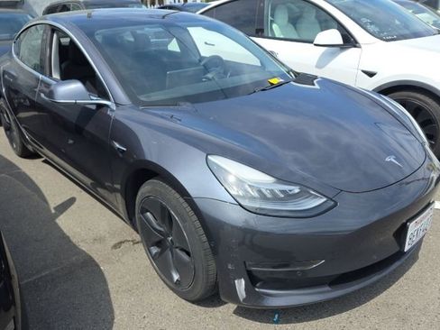 Used 2018 Tesla Model 3 Long Range image 5