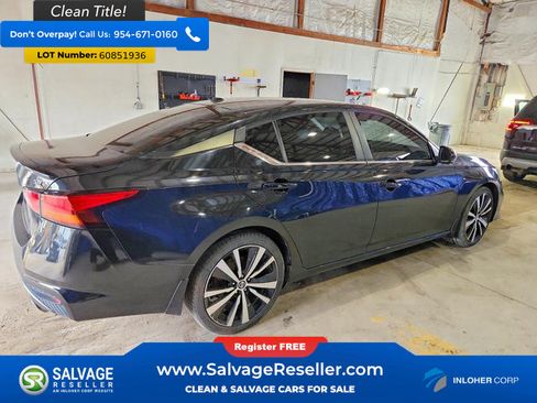 Used 2020 Nissan Altima 2.5 SR w/ Premium Package FWD image 4