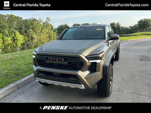 Certified 2025 Toyota Tacoma 4x4 Double Cab Hybrid image 1