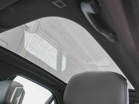 Certified 2024 BMW 740i image 15