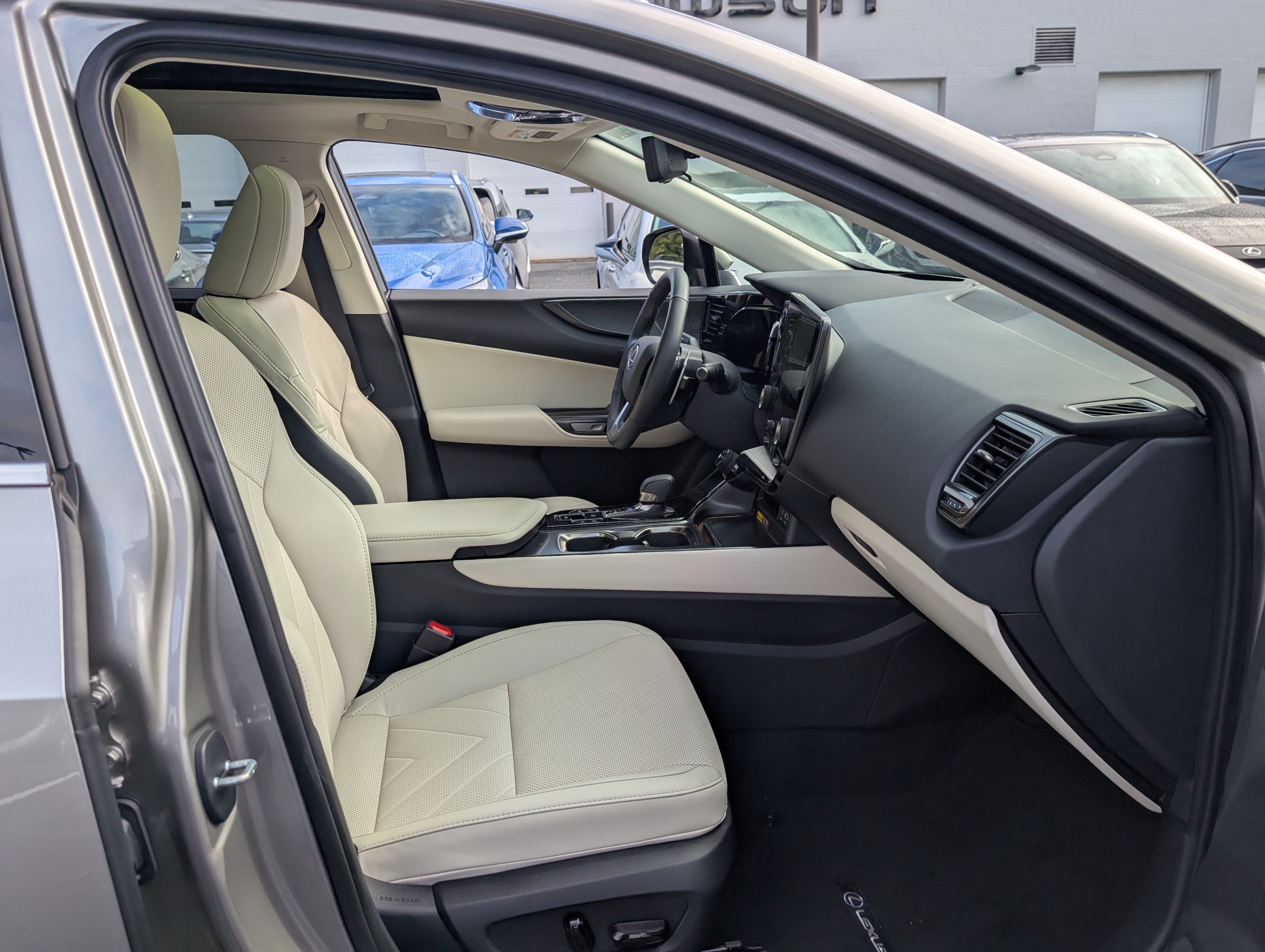 Certified 2026 Lexus NX 350 AWD w/ Accessory Package (2T) image 11
