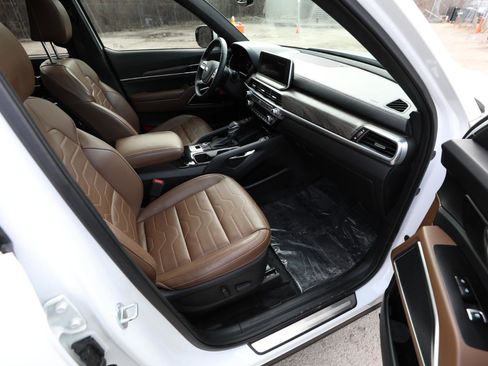 Used 2020 Kia Telluride SX w/ SX Prestige Package image 13