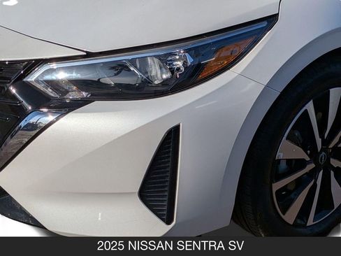 Used 2025 Nissan Sentra SV w/ SV Premium Package FWD image 10