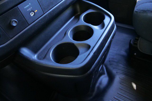 Used 2021 Chevrolet Express 2500 w/ Driver Convenience Package RWD image 17