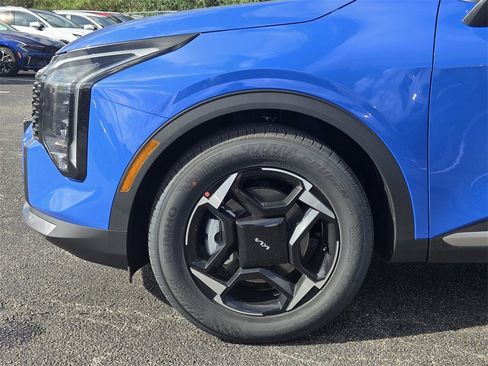New 2026 Kia Sportage EX image 5
