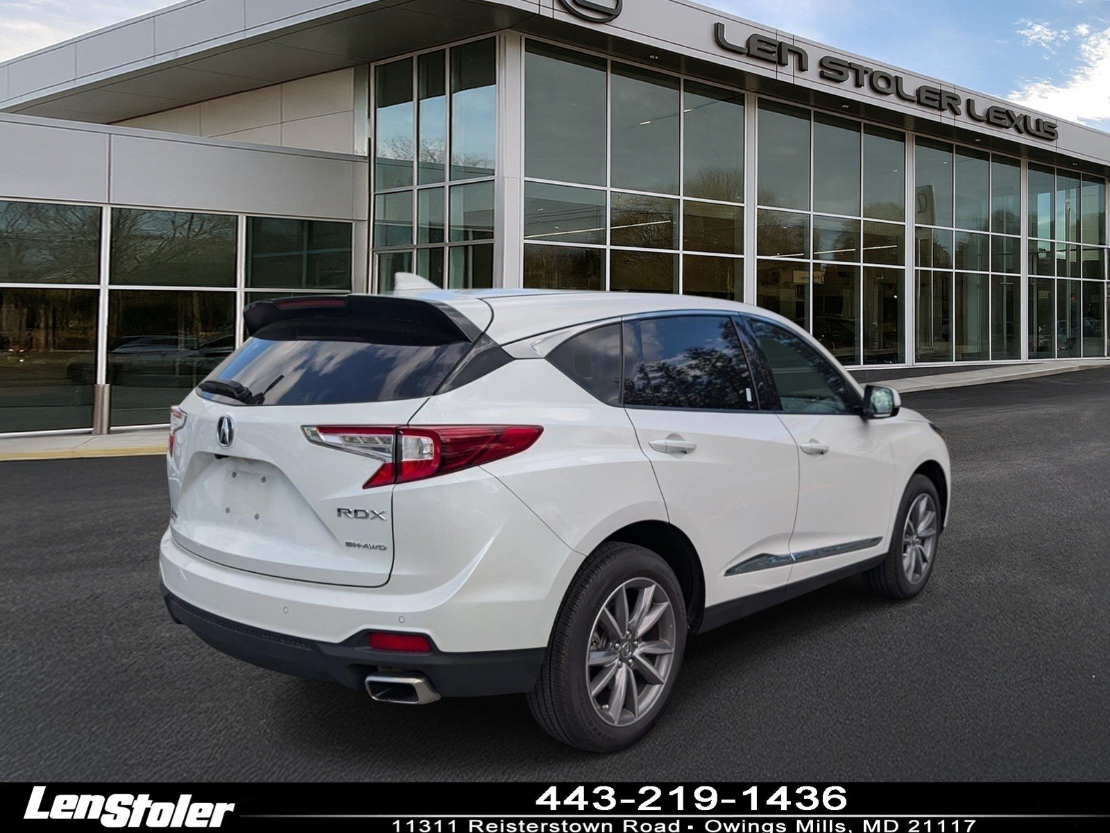 Used 2024 Acura RDX w/ Technology Package AWD/4WD image 3