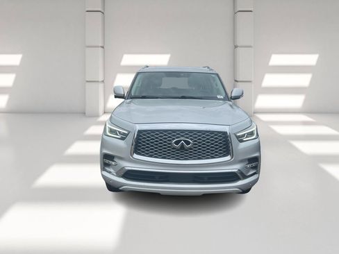 Used 2022 INFINITI QX80 Luxe image 2