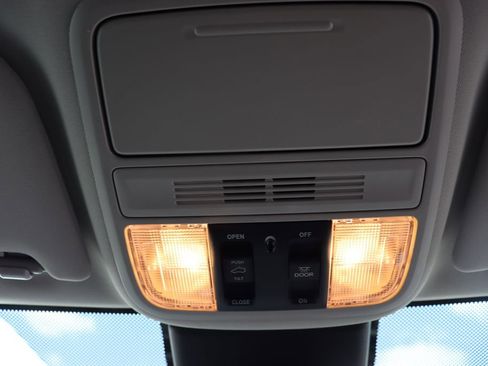 Certified 2026 Honda Odyssey EX-L image 25