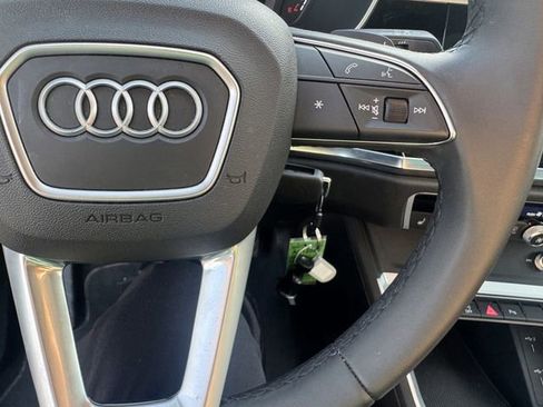 Used 2025 Audi Q3 2.0T Premium image 23