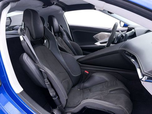 Used 2020 Chevrolet Corvette Stingray Premium Cpe w/ 3LT Preferred Equipment Group RWD image 36