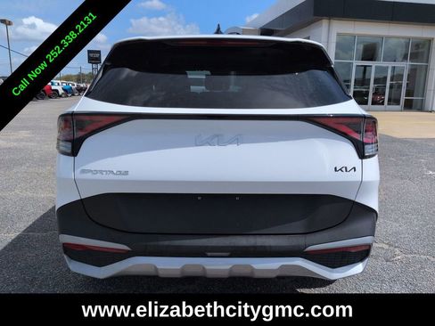 Used 2023 Kia Sportage EX FWD image 5