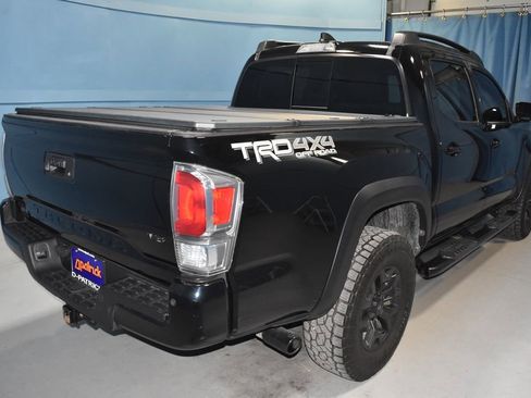 Used 2020 Toyota Tacoma TRD Off-Road image 24