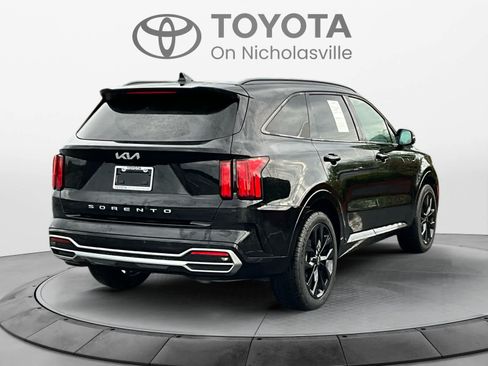 Used 2022 Kia Sorento SX FWD image 5