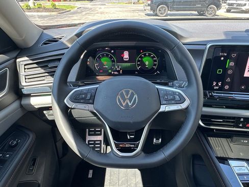 New 2026 Volkswagen Atlas Peak Edition AWD/4WD image 11