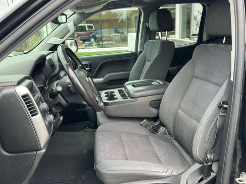 Used 2019 Chevrolet Silverado 1500 LT AWD/4WD image 9