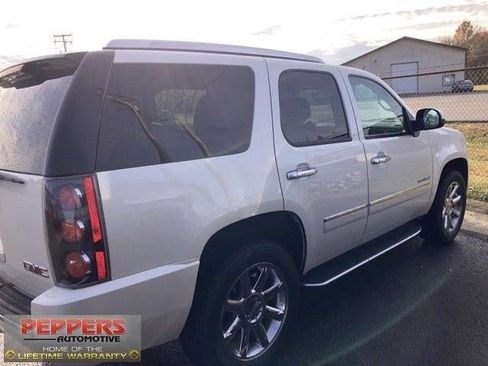 Used 2014 GMC Yukon Denali image 5