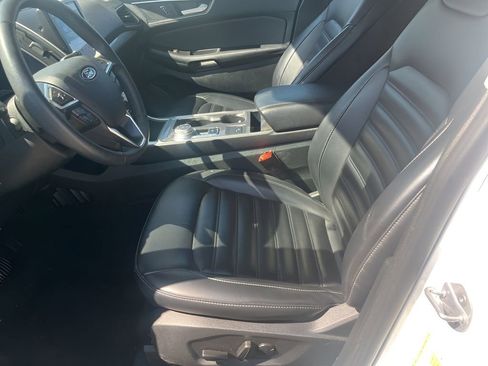 Used 2024 Ford Edge SEL image 14