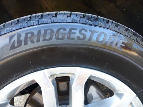 Used 2020 GMC Sierra 1500 SLT image 13