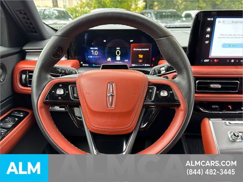 Used 2025 Lincoln Aviator Reserve image 33