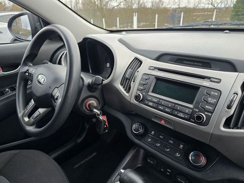 Used 2016 Kia Sportage LX image 12