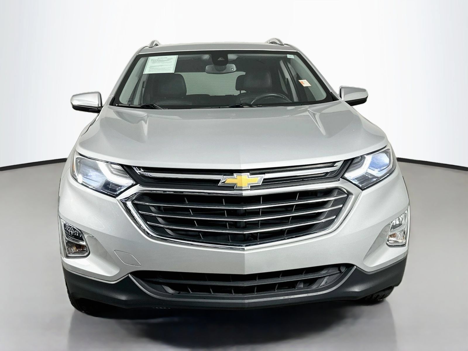 Used 2021 Chevrolet Equinox Premier AWD/4WD image 2