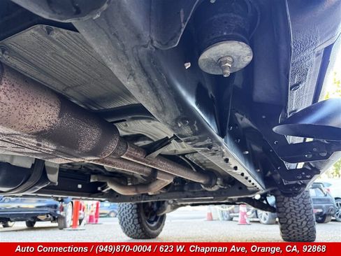 Used 2016 Toyota Tundra SR5 w/ SR5 Upgrade Package RWD image 32