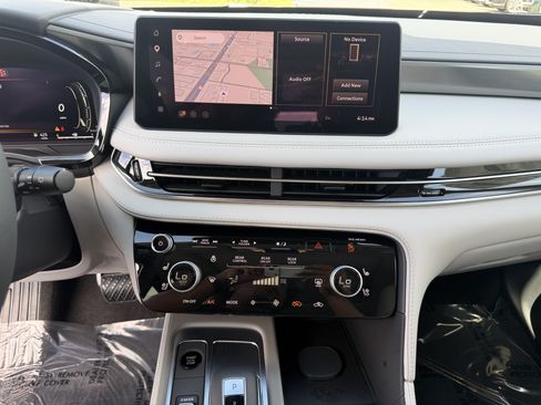 New 2027 INFINITI QX60 Luxe FWD image 25