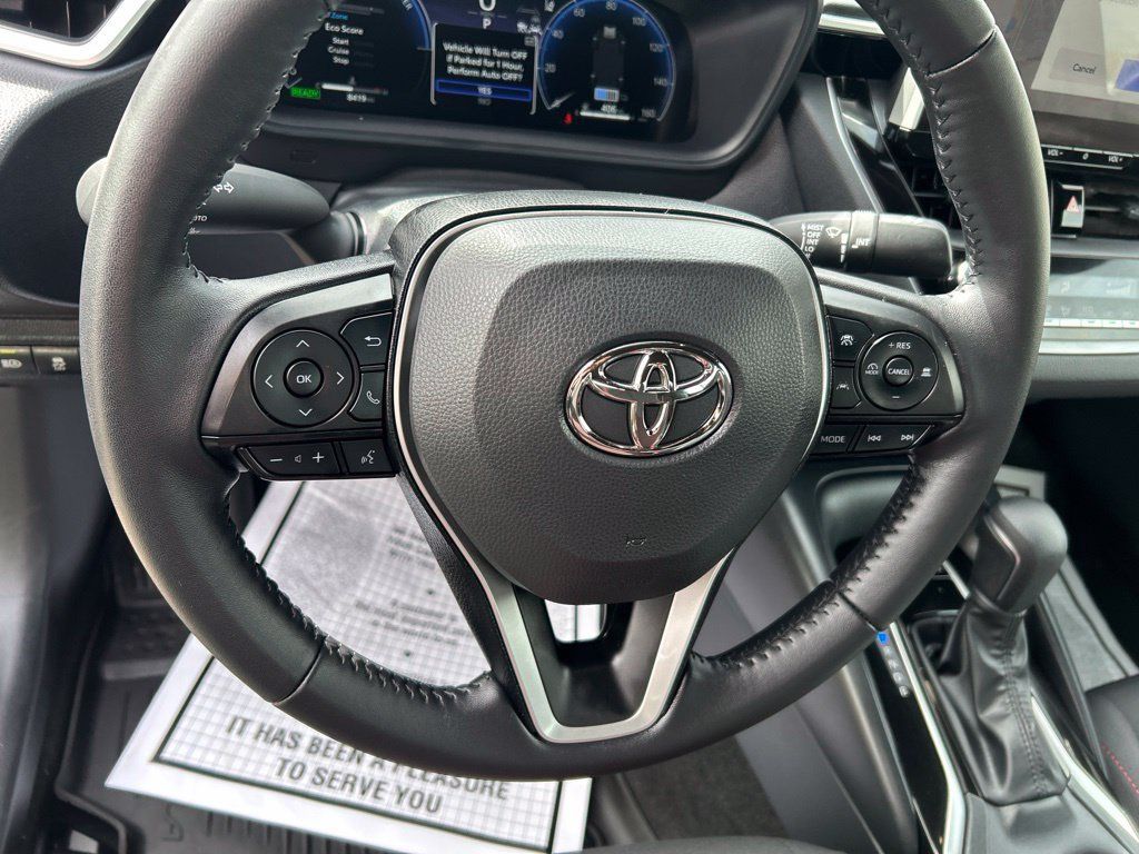 Used 2026 Toyota Corolla SE w/ SE Premium Package AWD/4WD image 27