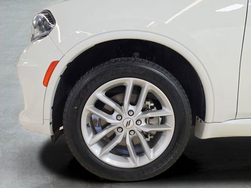 Used 2025 Dodge Durango GT AWD/4WD image 24
