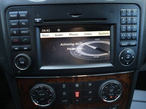 Used 2010 Mercedes-Benz ML 350 2WD image 26